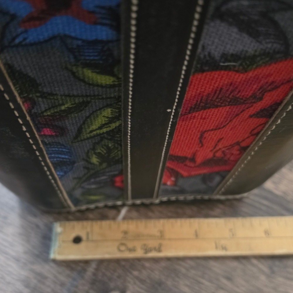 FRENCH LUGGAGE CO Shoulder Bag Womens Medium Black Floral Tapestry Vintage Rose - Picture 9 of 10